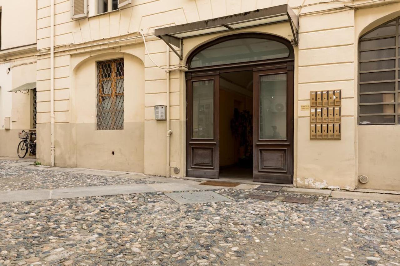 Piccola Casa Nel Cuore Di Torino Extérieur photo